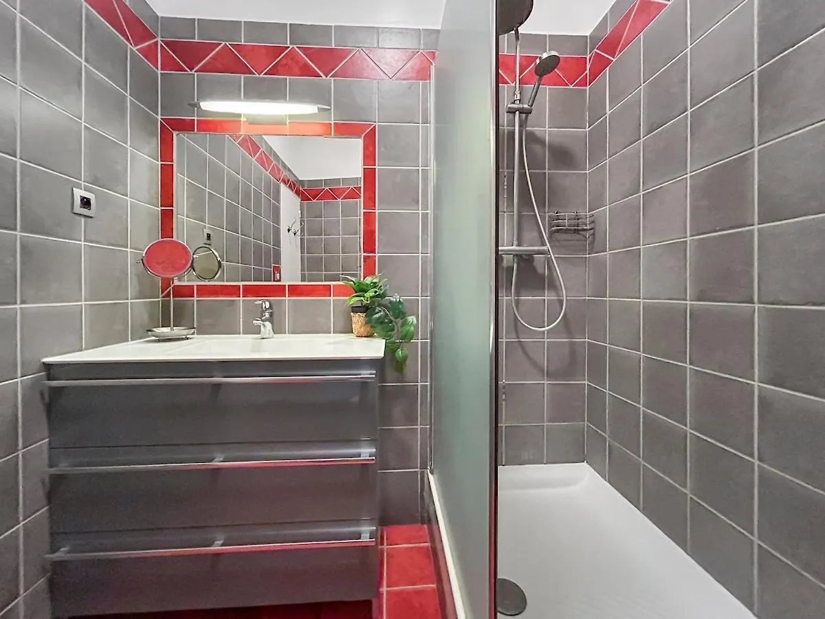 Apartment Ferienwohnung Sejour Authentique En Plein Centre D Avignon Frankreich